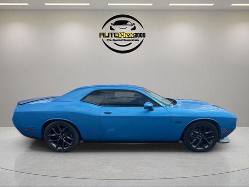 Used 2023 Dodge Challenger R/T w/ Blacktop Package RWD image 8