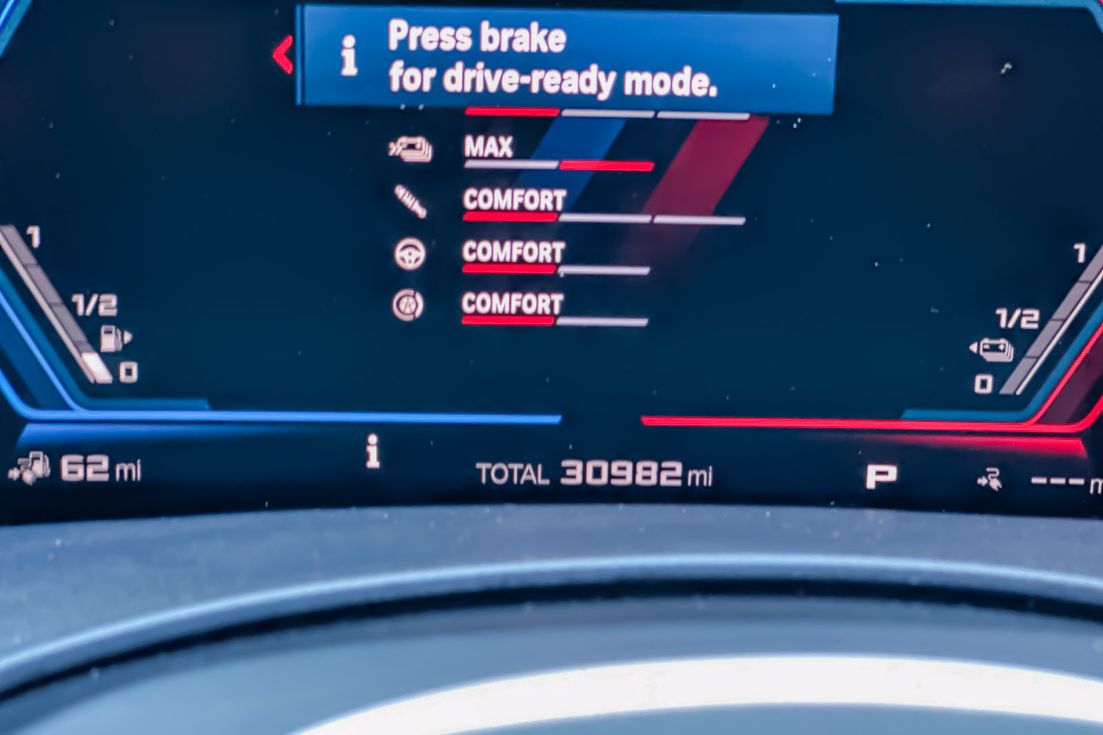 Used 2024 BMW XM AWD/4WD image 25