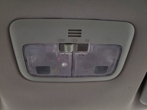 Used 2019 Toyota Corolla SE FWD image 21