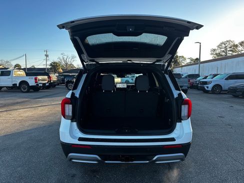 New 2026 Ford Explorer Platinum image 42