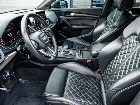 Used 2020 Audi SQ5 Premium Plus w/ Premium Plus Package image 19