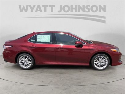 Used 2019 Toyota Camry Hybrid