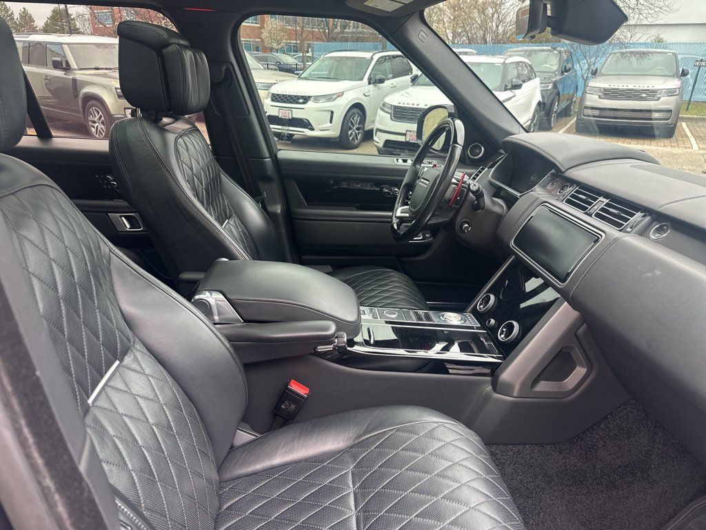 Used 2020 Land Rover Range Rover SV Autobiography Dynamic AWD/4WD image 11