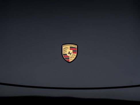 Used 2022 Porsche Taycan 4S image 13