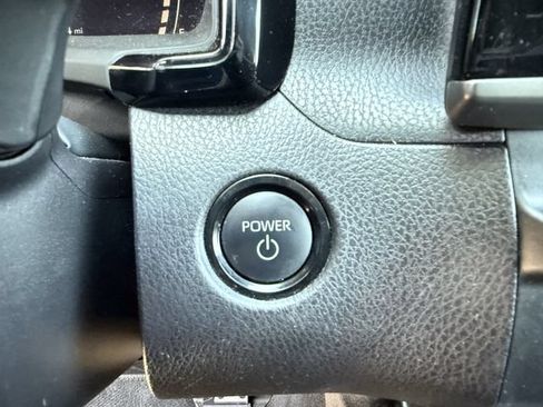 Used 2025 Toyota Camry SE FWD image 24