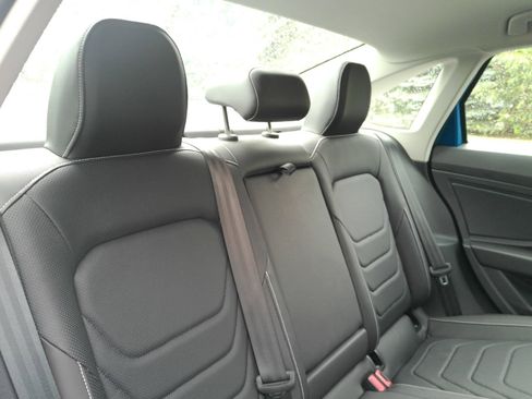 Used 2024 Volkswagen Jetta SEL FWD image 20