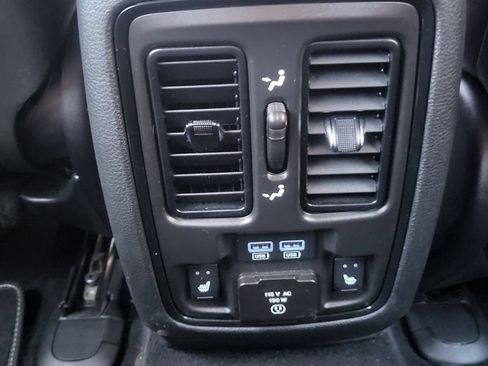 Used 2023 Dodge Durango SRT AWD/4WD image 31