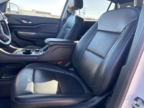 Used 2023 GMC Acadia SLT image 6