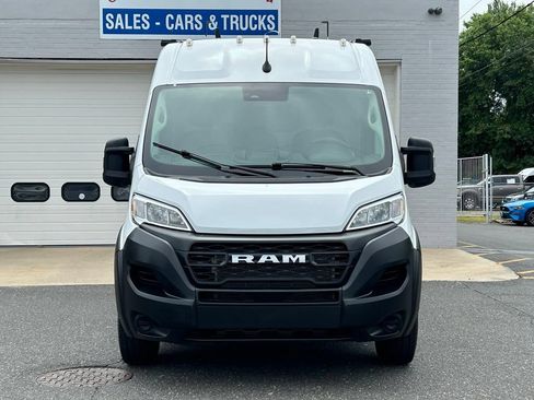 Used 2024 RAM ProMaster 2500 FWD image 2