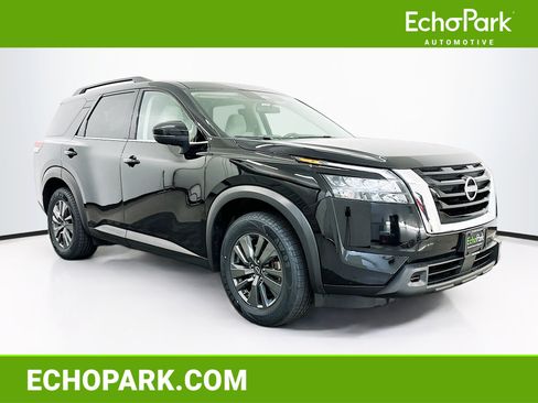 Used 2024 Nissan Pathfinder SV w/ SV Premium Package image 1