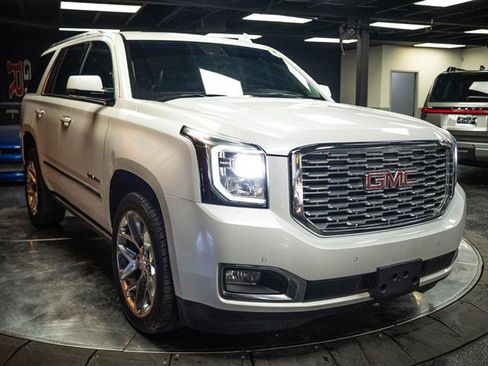 Used 2018 GMC Yukon Denali w/ Denali Ultimate Package AWD/4WD image 5
