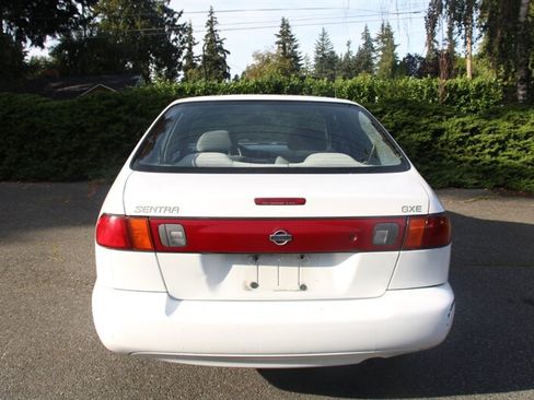 Used 1998 Nissan Sentra GXE FWD image 10