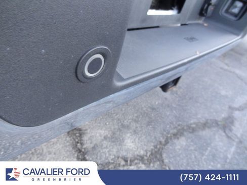 Certified 2025 Ford F150 XLT w/ Equipment Group 301A Standard AWD/4WD image 17