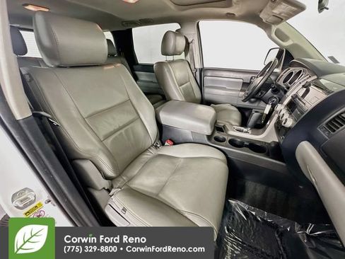 Used 2013 Toyota Sequoia SR5 AWD/4WD image 27