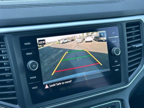 Used 2021 Volkswagen Atlas SE image 20