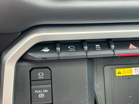 Used 2023 Toyota Tundra Platinum w/ Advanced Package image 37