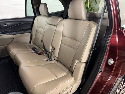 Used 2022 Honda Pilot Touring image 36