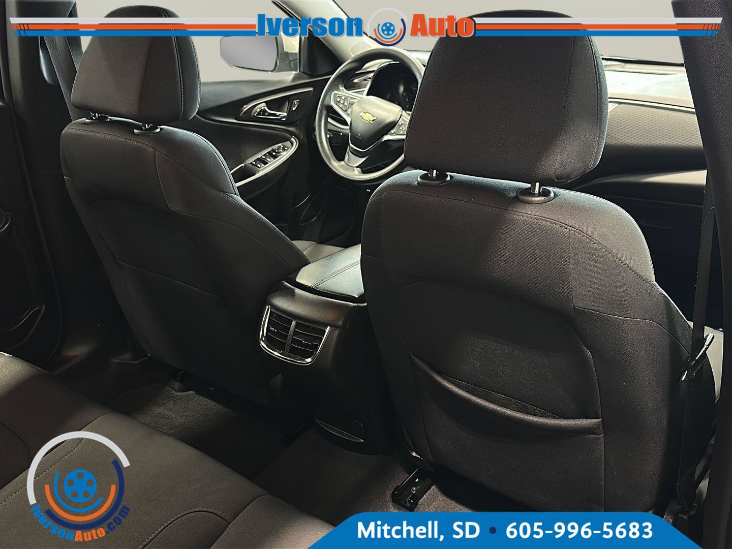 Used 2025 Chevrolet Malibu LT FWD image 30
