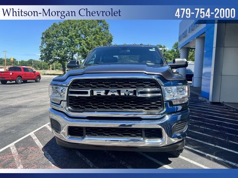 Used 2021 RAM 2500 Tradesman w/ Chrome Appearance Group AWD/4WD image 5