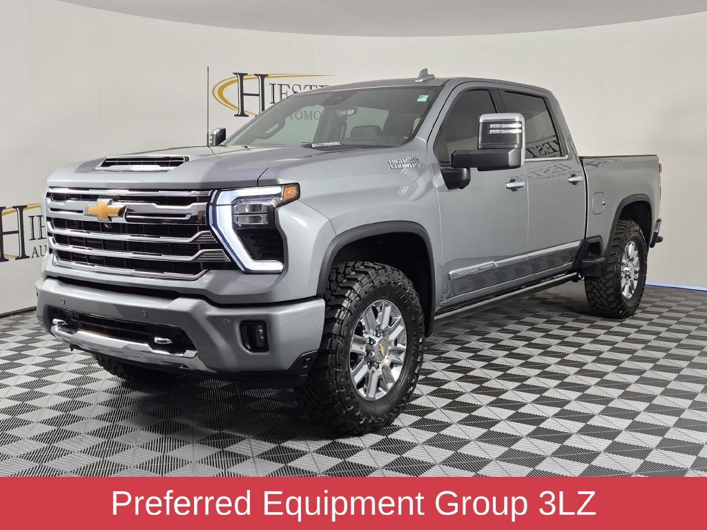 Used 2024 Chevrolet Silverado 2500 High Country w/ High Country Premium Package AWD/4WD image 8