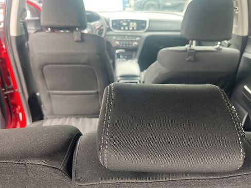 Used 2022 Kia Sportage LX image 13