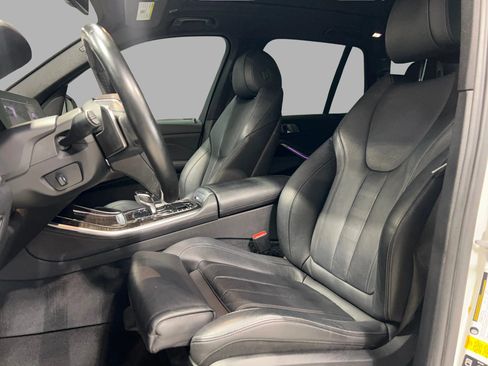 Used 2019 BMW X5 xDrive40i w/ Premium Package image 10