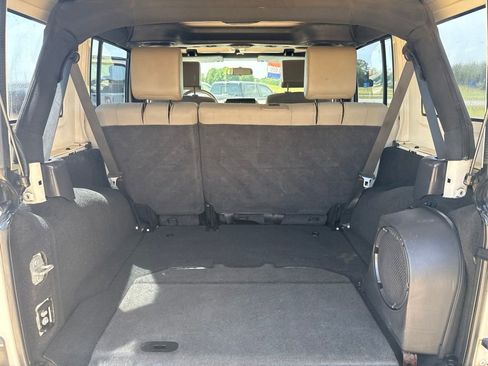 Used 2008 Jeep Wrangler Unlimited Rubicon w/ PWR Convenience Group AWD/4WD image 11