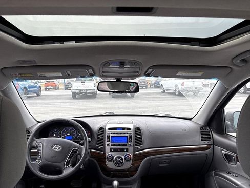 Used 2010 Hyundai Santa Fe GLS w/ Summer Event Pkg 21 image 11