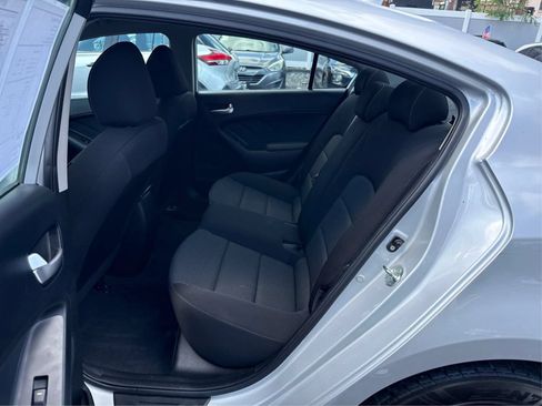 Used 2018 Kia Forte LX FWD image 10