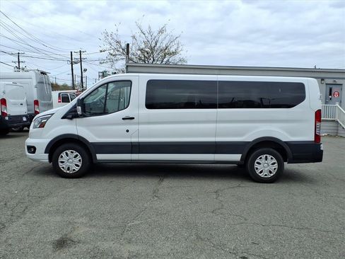 Used 2023 Ford Transit 350 XLT image 4