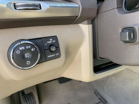 Used 2014 GMC Acadia Denali image 18