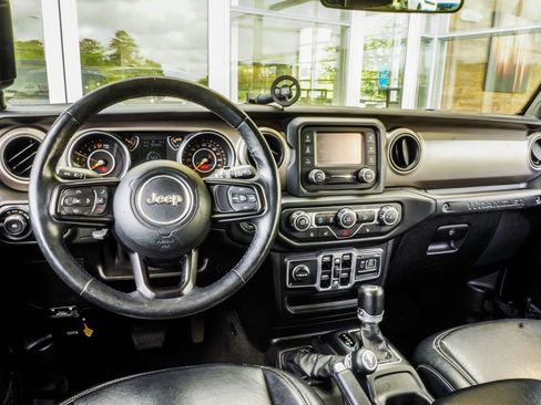 Used 2018 Jeep Wrangler Unlimited Sport S AWD/4WD image 16
