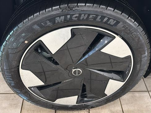 New 2026 Volvo EX30 Plus w/ Climate Package image 29