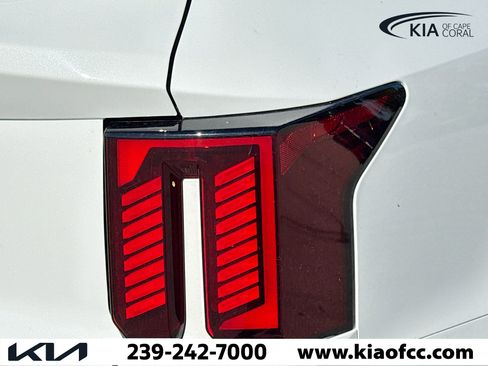 New 2026 Kia Sorento SX Prestige image 10