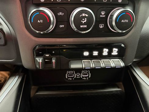 Used 2021 RAM 3500 Laramie w/ Safety Group AWD/4WD image 34