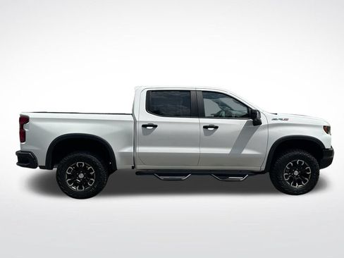 Used 2022 Chevrolet Silverado 1500 ZR2 w/ Technology Package AWD/4WD image 7