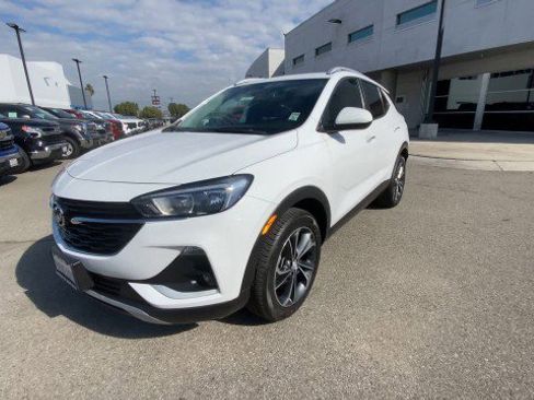 Used 2021 Buick Encore GX Select image 4