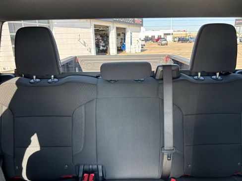 Used 2025 GMC Sierra 2500 Pro w/ Convenience Package image 23