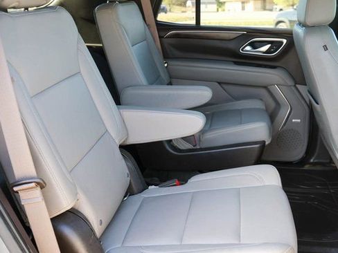 Used 2021 Chevrolet Tahoe Z71 w/ Luxury Package image 22