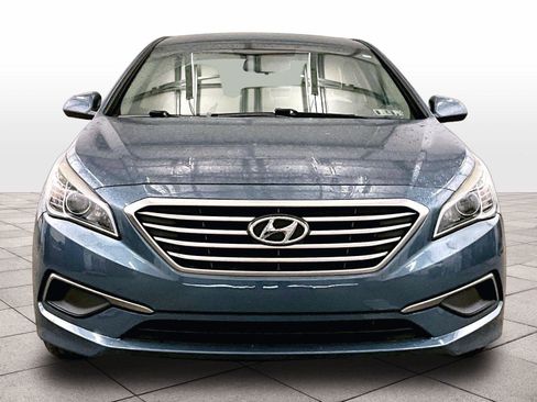 Used 2016 Hyundai Sonata SE image 3