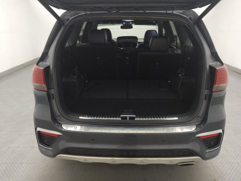 Used 2019 Kia Sorento SX FWD image 29