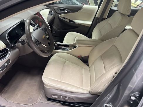 Used 2024 Chevrolet Malibu LT image 5