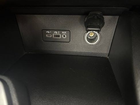 Used 2023 Nissan Sentra SV FWD image 27