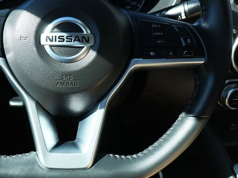 Used 2021 Nissan Sentra SV image 54