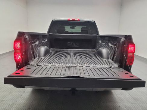 Used 2019 Chevrolet Silverado 1500 LT RWD image 29