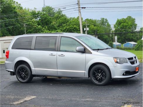 Used 2019 Dodge Grand Caravan GT FWD image 11