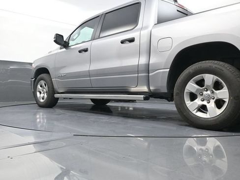 Used 2023 RAM 1500 Big Horn AWD/4WD image 35
