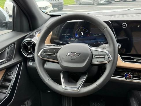 New 2026 Chevrolet Equinox ACTIV AWD/4WD image 8