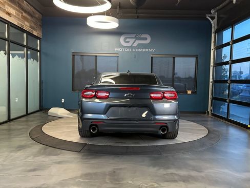 Used 2022 Chevrolet Camaro LT RWD image 4
