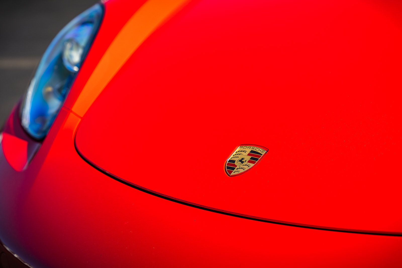 Used 2019 Porsche 718 Boxster RWD image 6